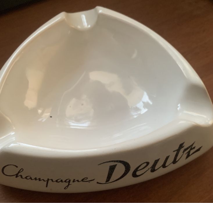 Cinzeiros (ler descrição)