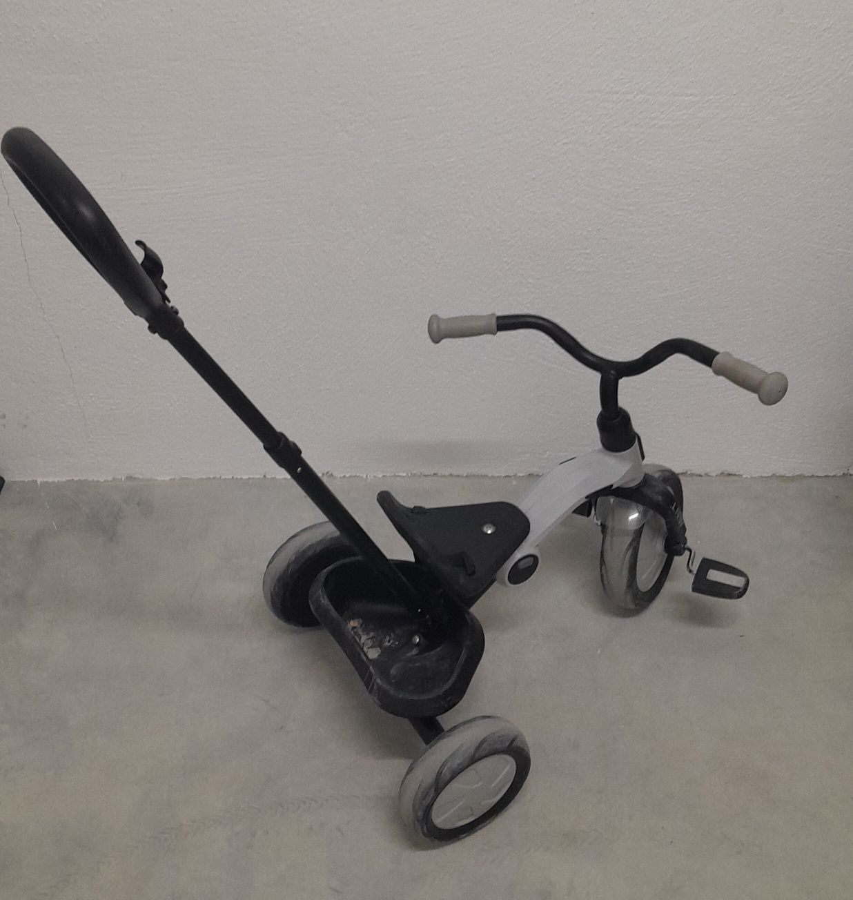 Triciclo com barra