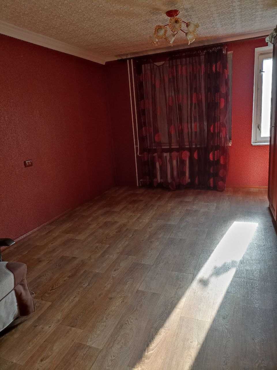 Продам 1-ком. квартиру в литовском доме, г.Шахтерское Днепр. обл.