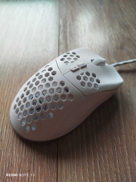 Myszka Genesis Krypton 555 biała