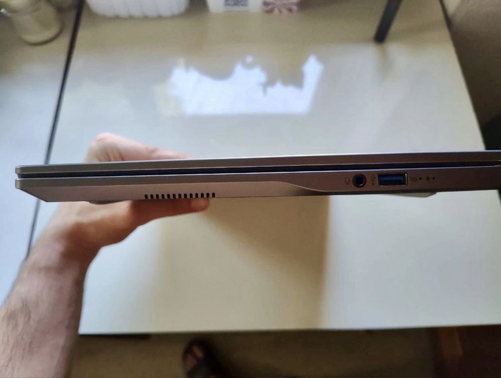 Acer Swift 14 Ai novo com garantia