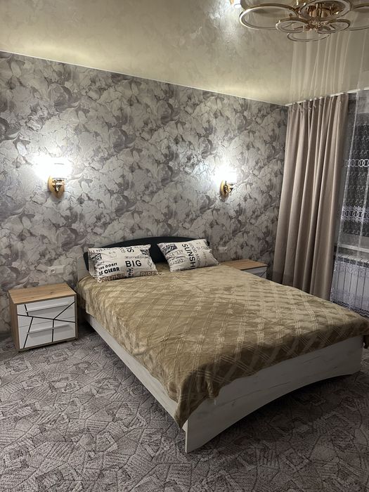 Оренда квартири подобово м. Лозова