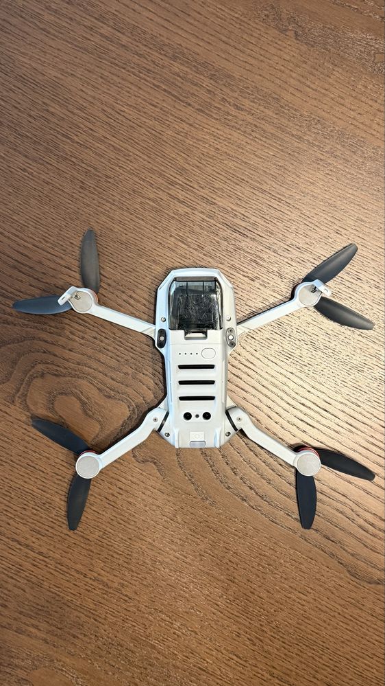 Drone Dji Mini 4k Fly More, com muitos extras!