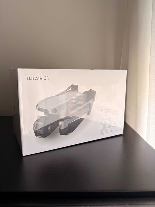 Drone DJI Air 3s Selado