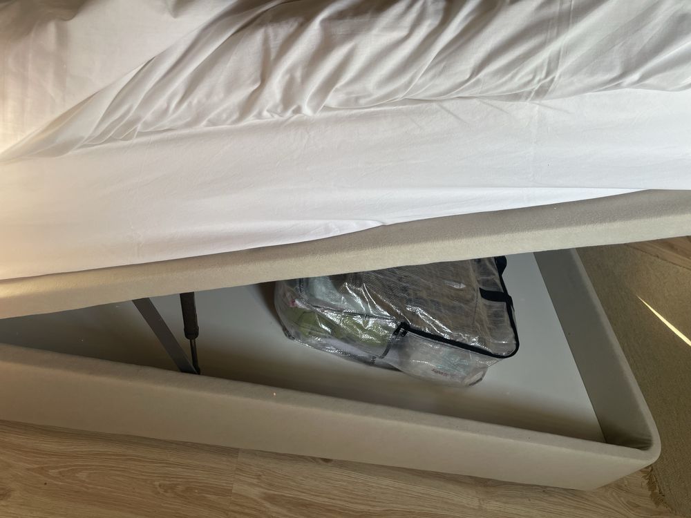 Cama/ sommier beije (colchao opcional)