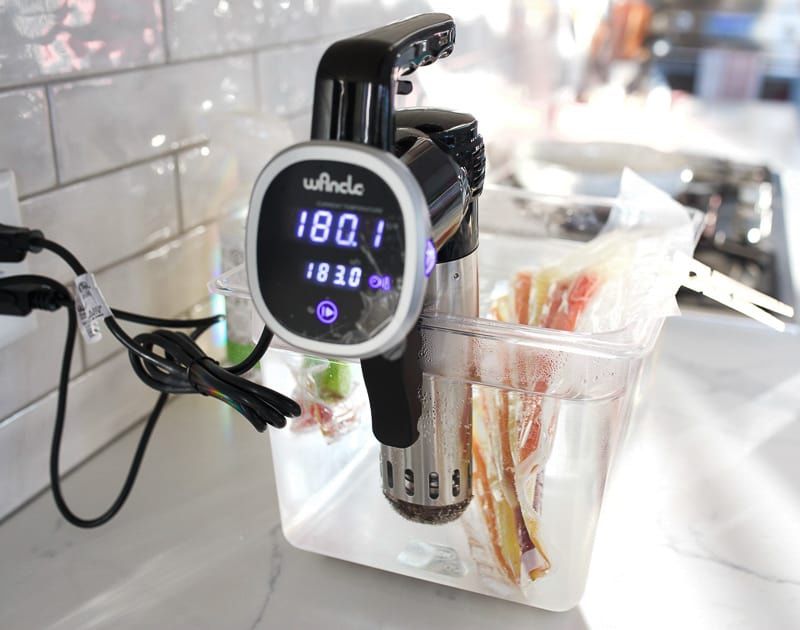 Sous vide, су від.