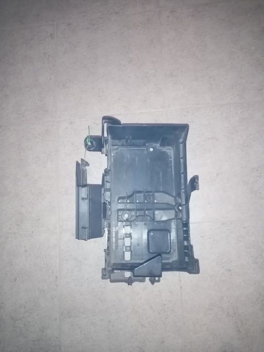 Caixa de bateria opel astra j