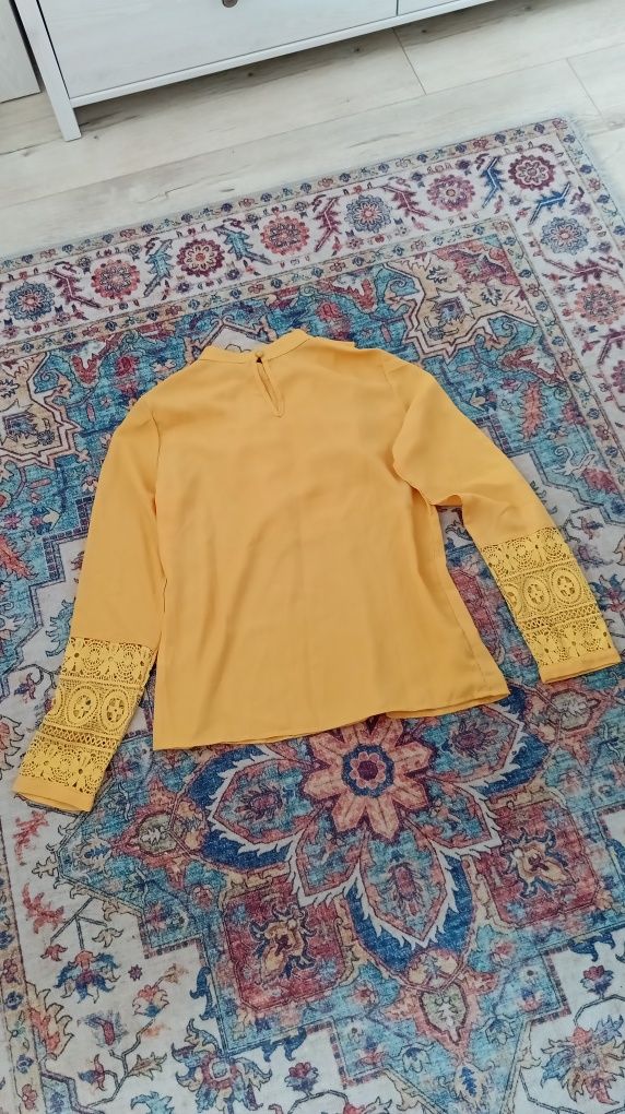 Żółta koszula z żabotem elegancka z koronką haftowana r. S Shein