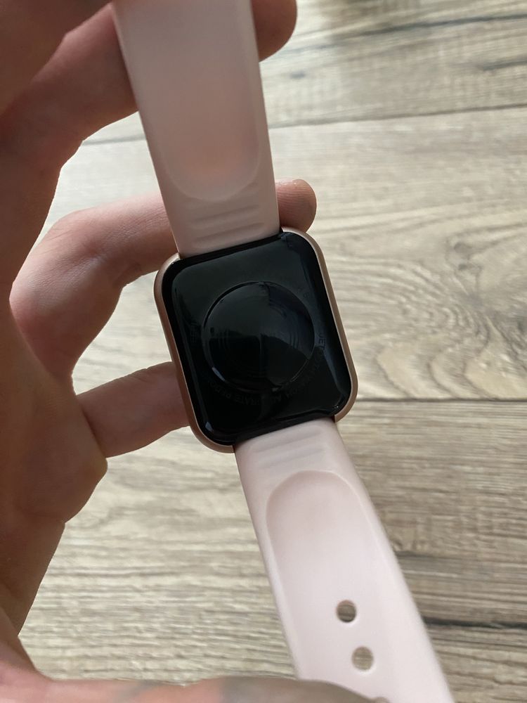 Damski zegarek smartwatch