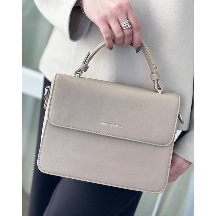 Стильна та універсальна сумочка в лактонічному дизайні