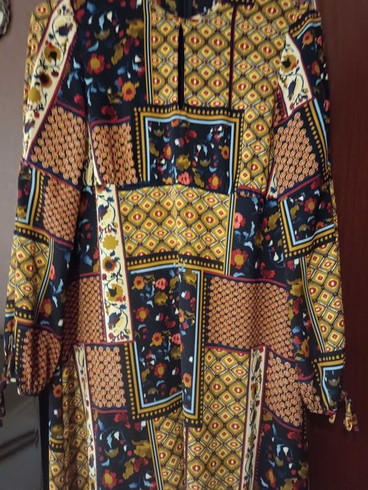 Стильна сукня zara