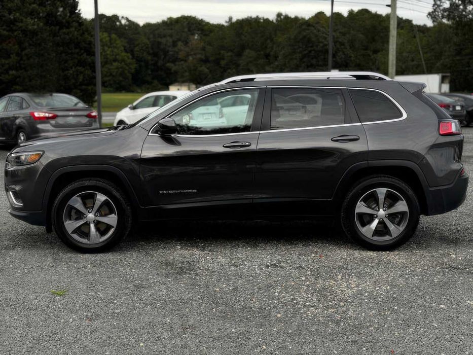 Jeep Cherokee Limited      2019