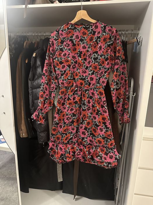 Zwiewna sukienka kwiaty