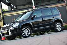 Skoda Yeti 2.0TDI CR ELEGANCE Panorama Tempomat 2XKlimatronik PDC ALU17 ASO LUX!!