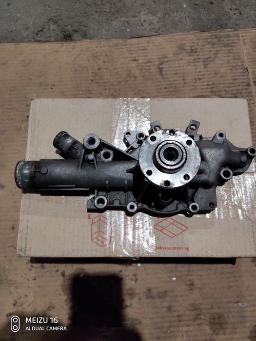 Помпа Мерседес Спринтер 313СДИ