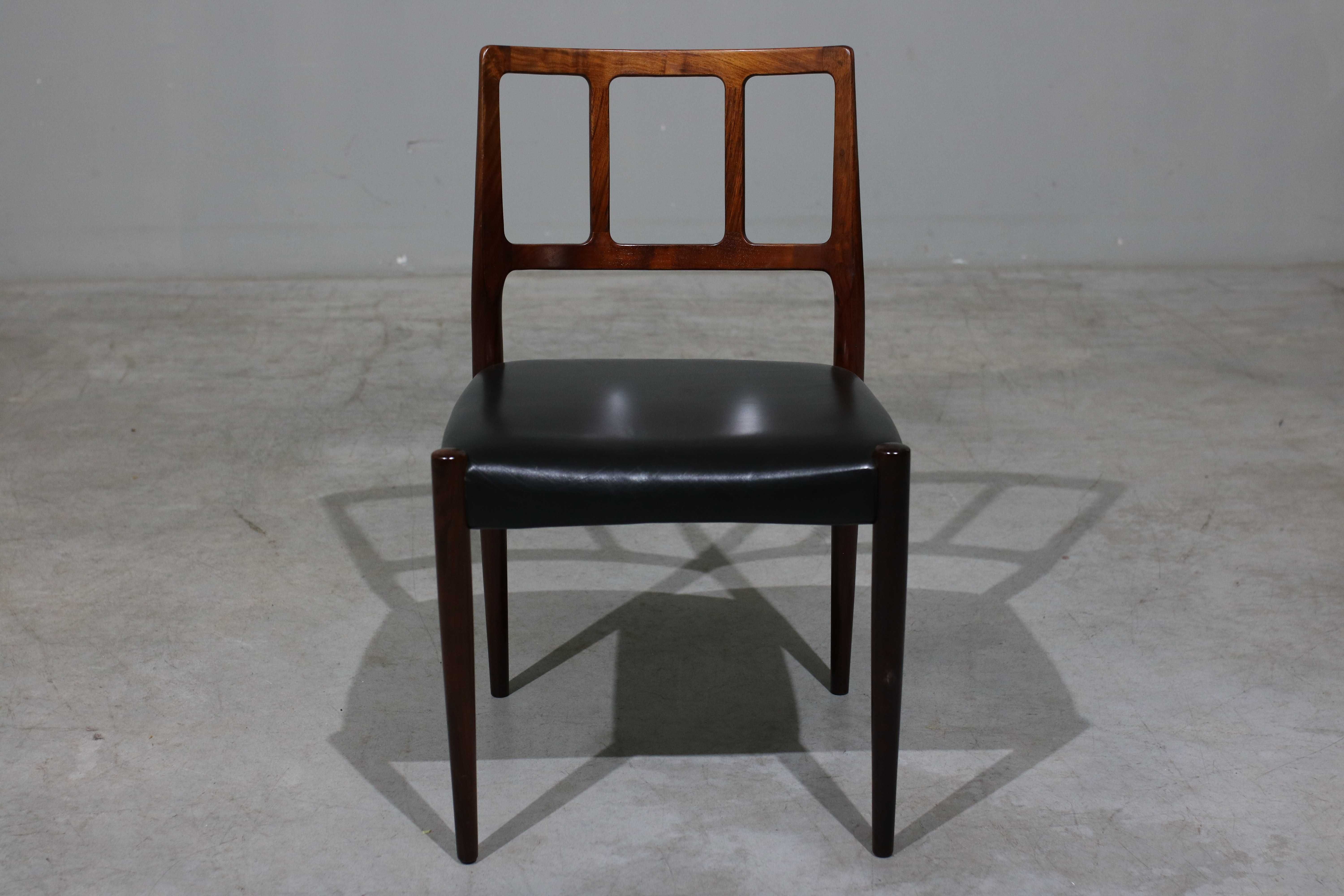 Cadeiras Johannes Andersen mod. Louise em pau santo| Uldum Mobelfabrik
