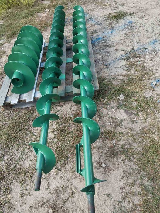 Шнеки та Винти Claas Case John Deere Deutz Fahr Massey Ferguson Бізон