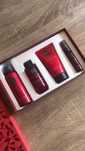 The ritual of ayurveda 
Gift set S