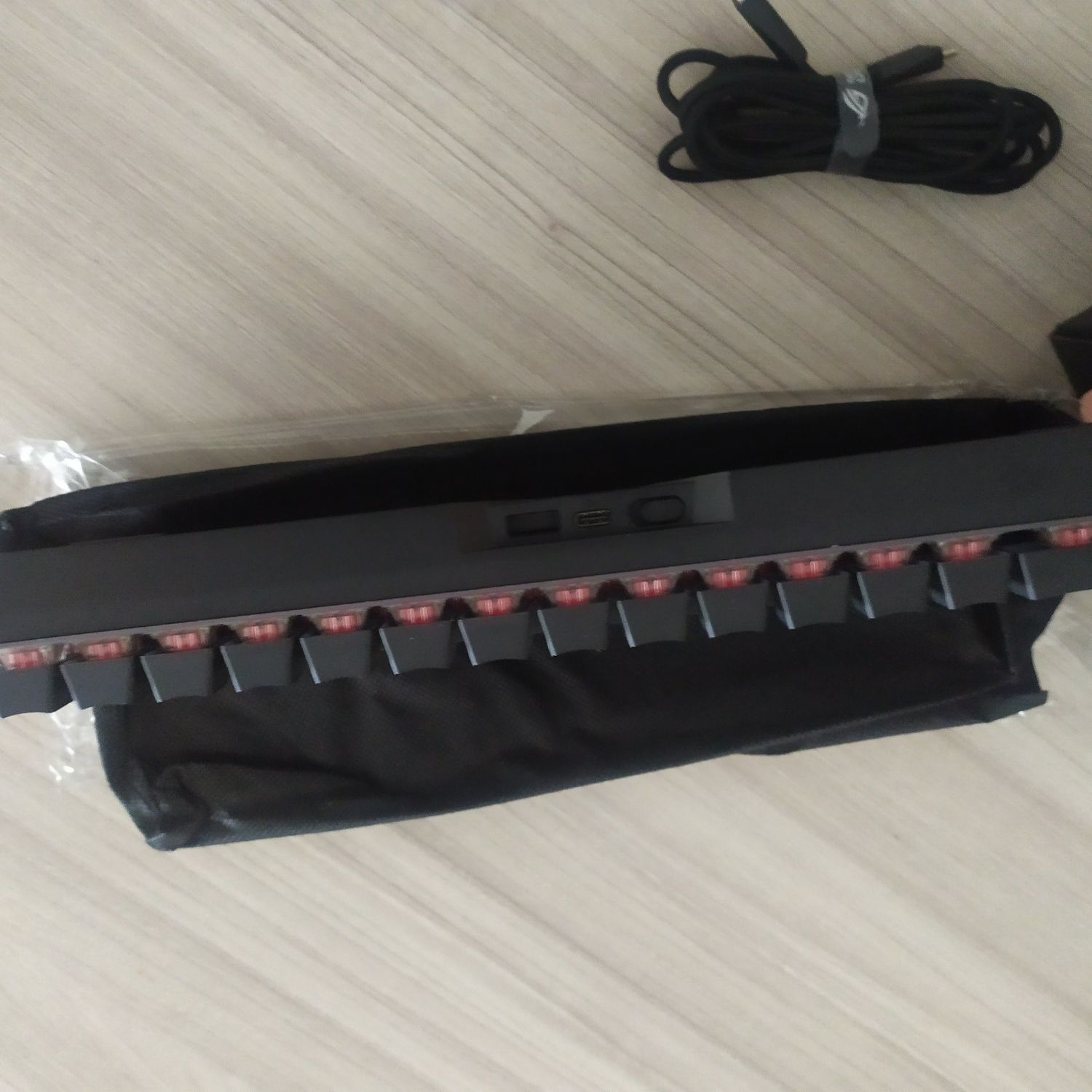Teclado Asus ROG Falchion