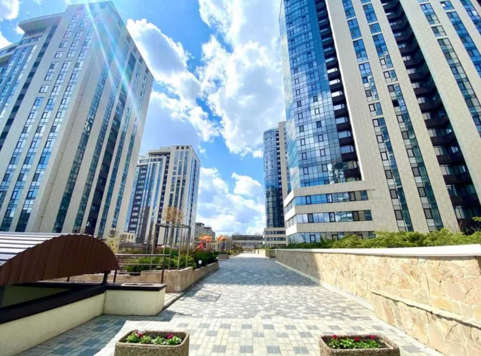 Продам 4х кімнатну квартиру ЖК Панорама Парк Шевченко Вигідно 1320$/м2