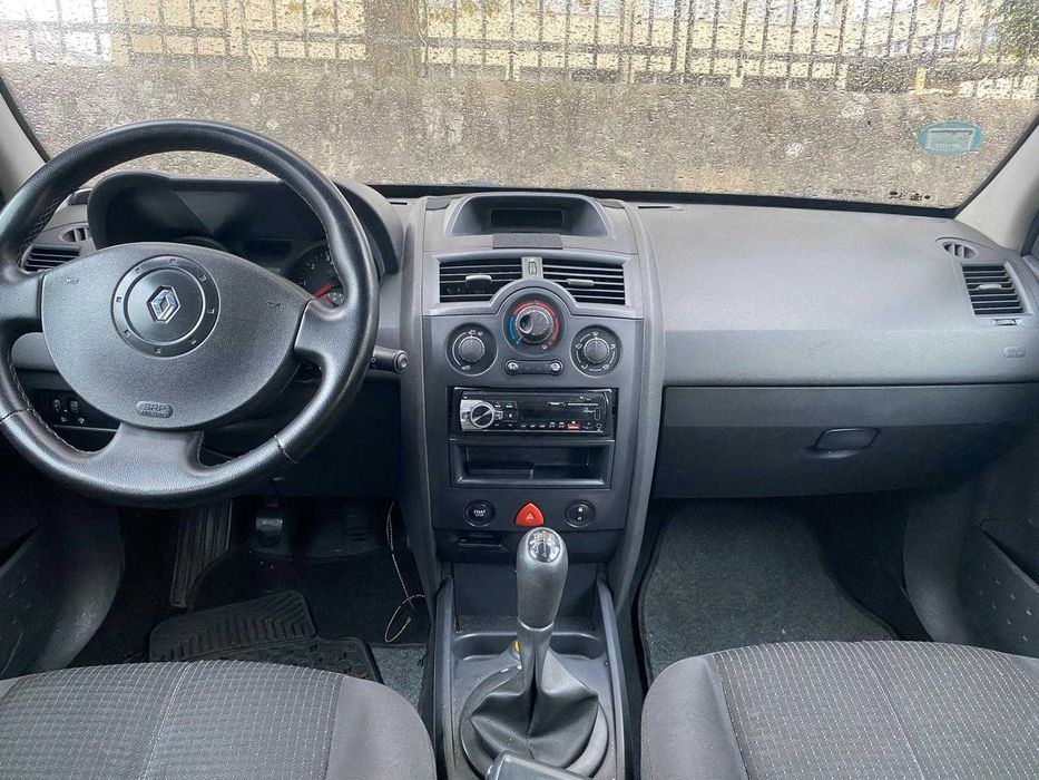 Renault Mégane II Break 1.5 dCi (2004) — Motor avariado