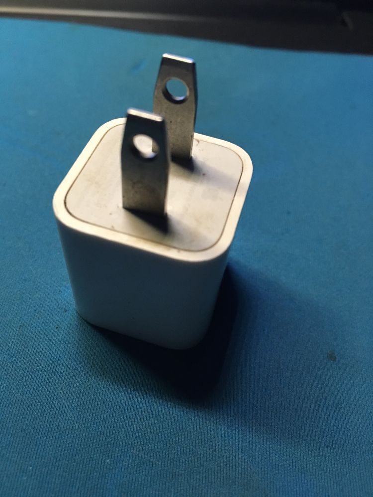 Блок питания зарядка кубик Apple USB Iphone