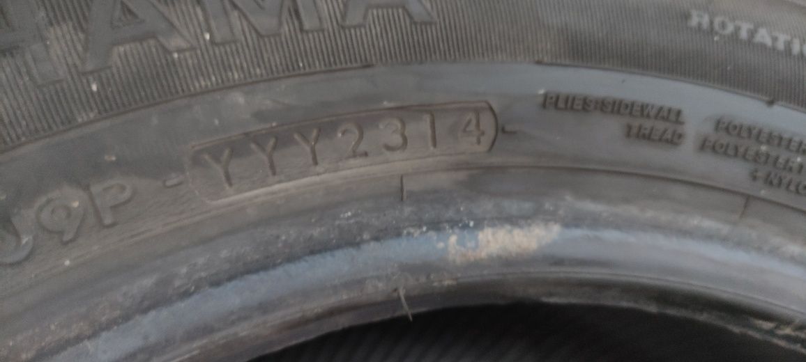 Opony zimowe z 2014r 6mm 175/65/14 Yokohama 8N