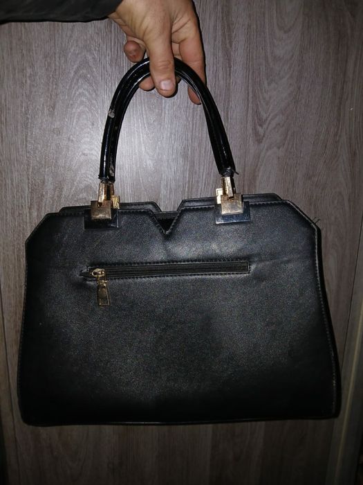 Женская чёрная сумочка сумка с ручкой