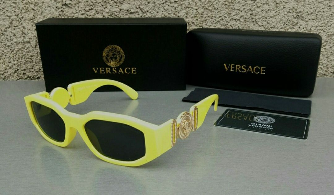 Versace  модные очки унисекс жёлтые яркие с золотым логотипом