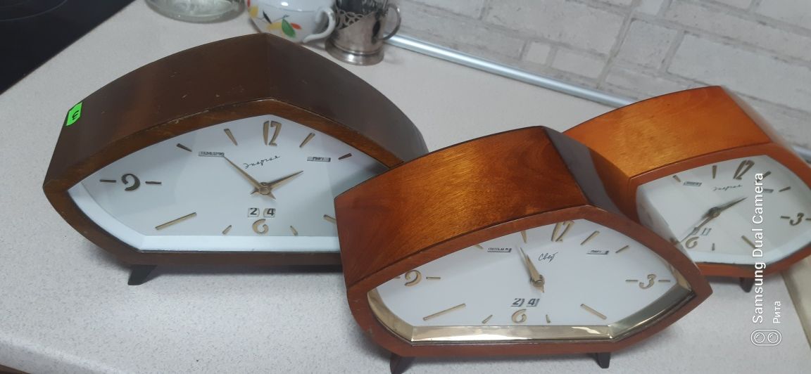 Настольные часы ссср свет энергия 1963г 100% рабочее состояние