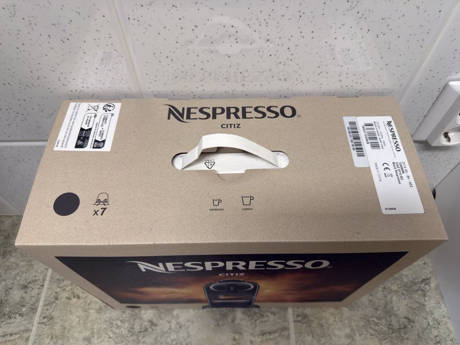 Máquina de Café Nespresso CitiZ Limousine Black por abrir