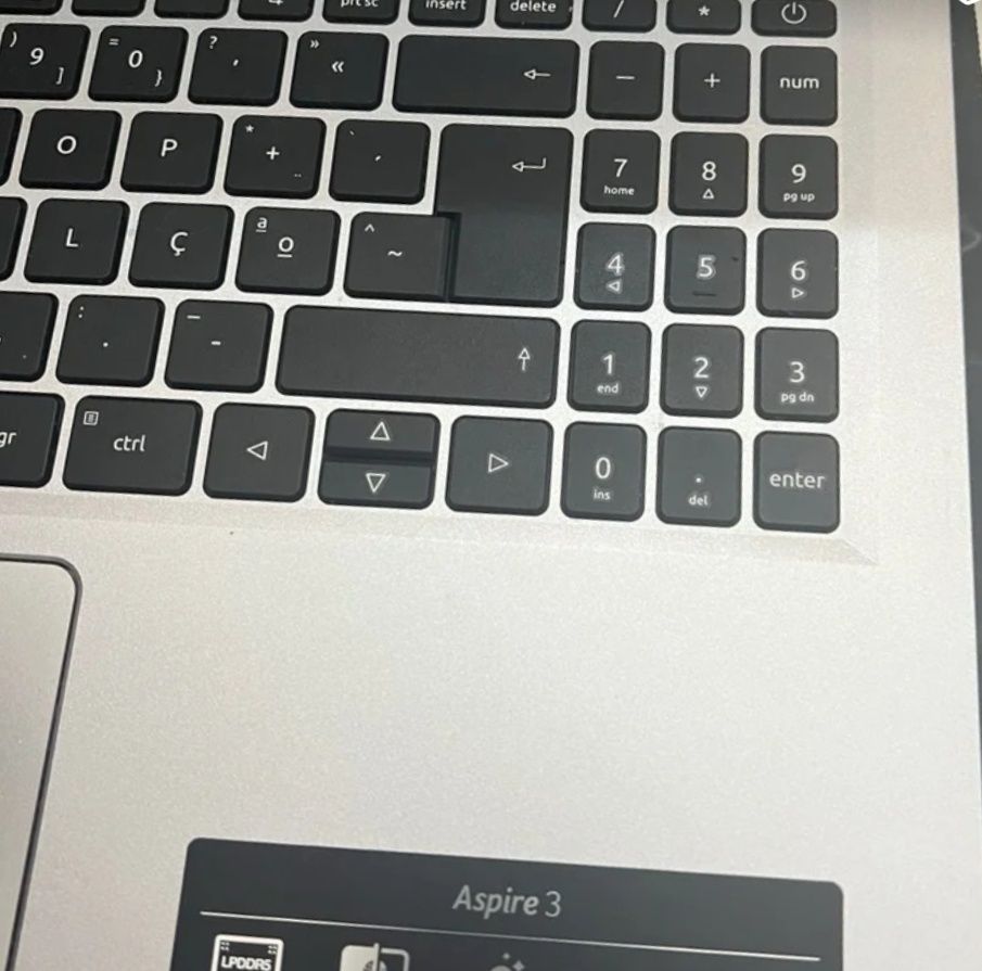 PC Acer com 1 ano
