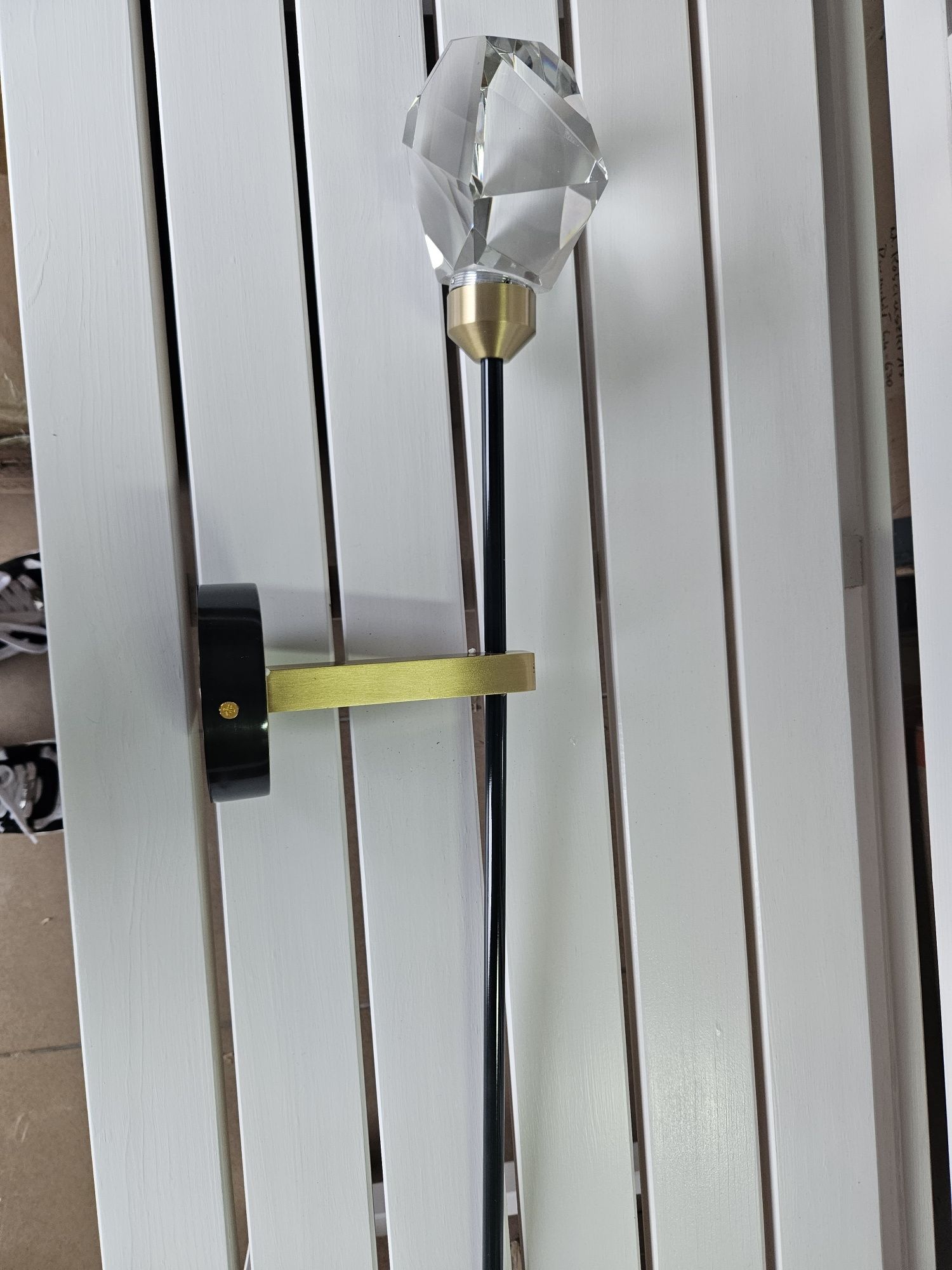 Nowa lampa kinkietowa kryształowa