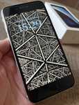 Телефон мобільний iPhone SE айфон 2020р 64GB