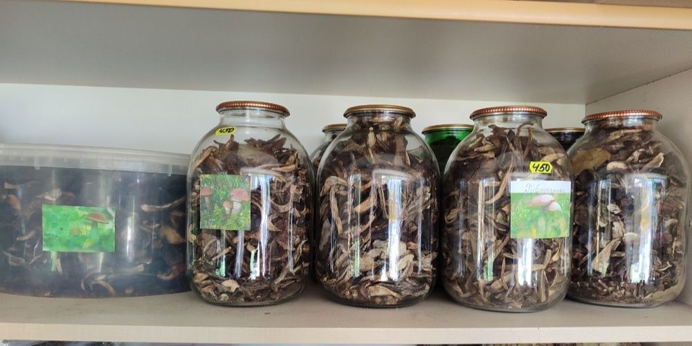 Мариновані Білі гриби сухі Білі гриби Лисички