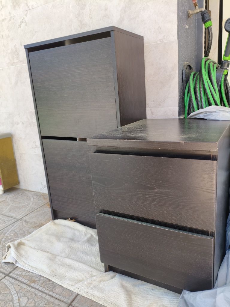 Sapateira, mesa cabeceira, mesa de centro IKEA valores na descrição