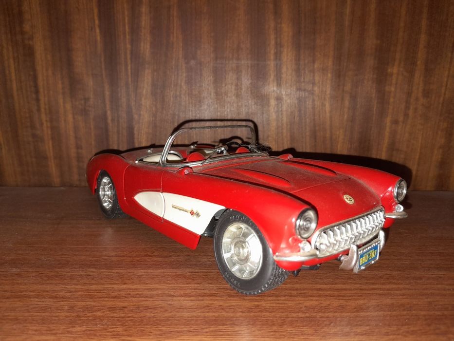 Chevrolet Corvette '57 (1:18)