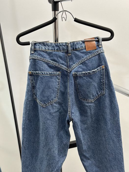 Джинси мом Reserved 36р