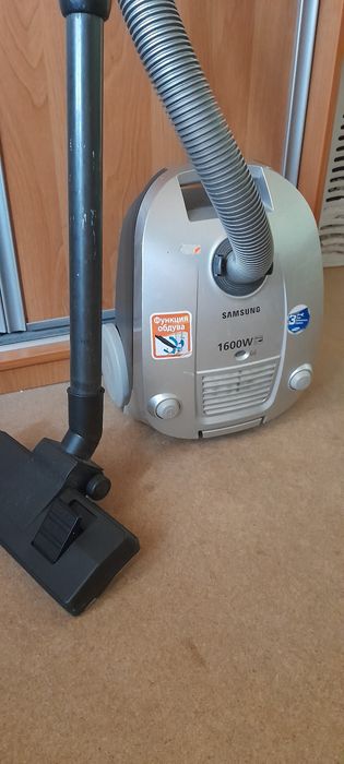 Пылесос Samsung.  Пылесос