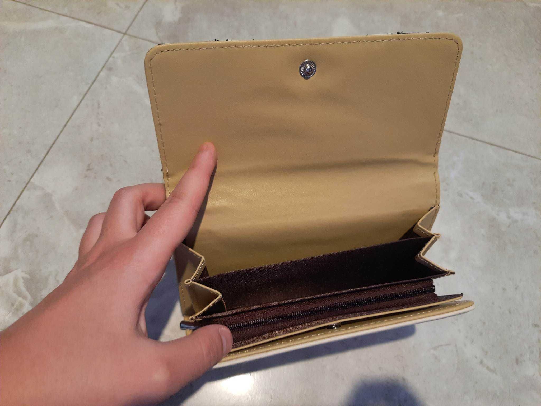 Nowy portfel Bag To Bag