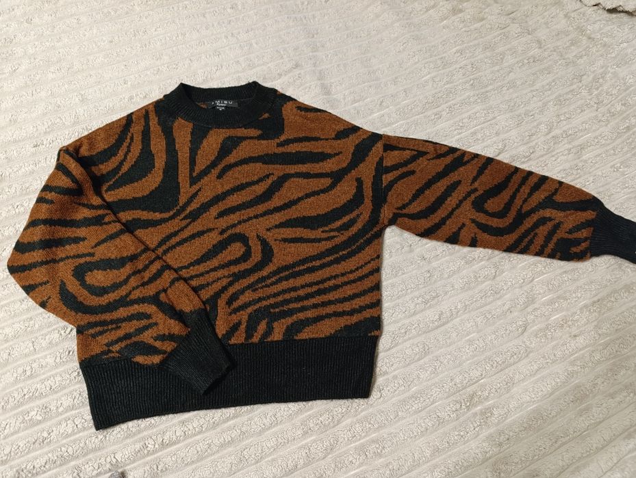 Сет з п'яти светрів