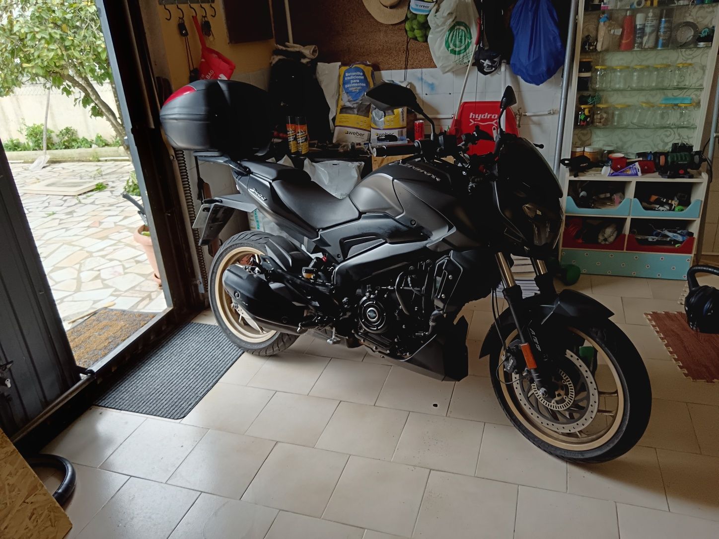 Bajaj Dominar 400