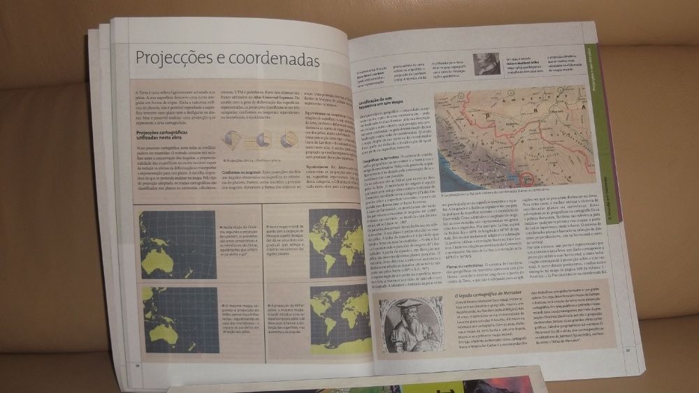 livro ATLAS universal lindo