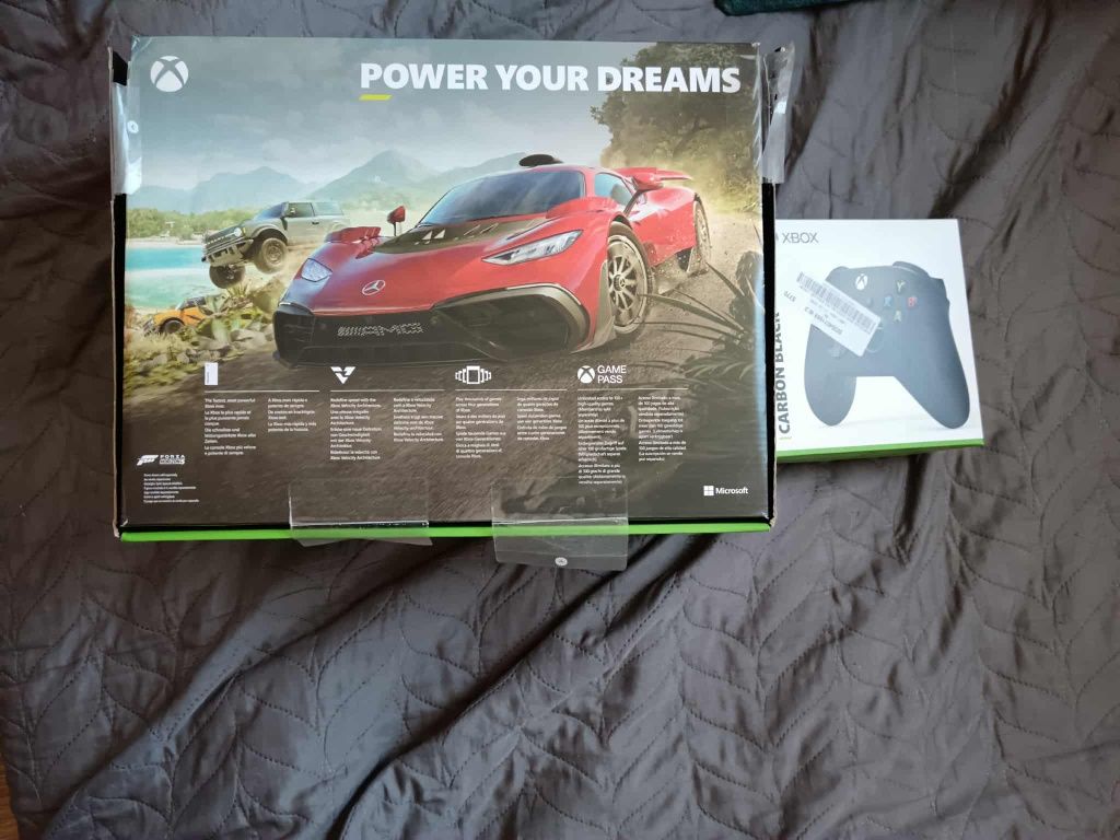 Konsola xbox series x plus 2 pady czarne na gwarancji