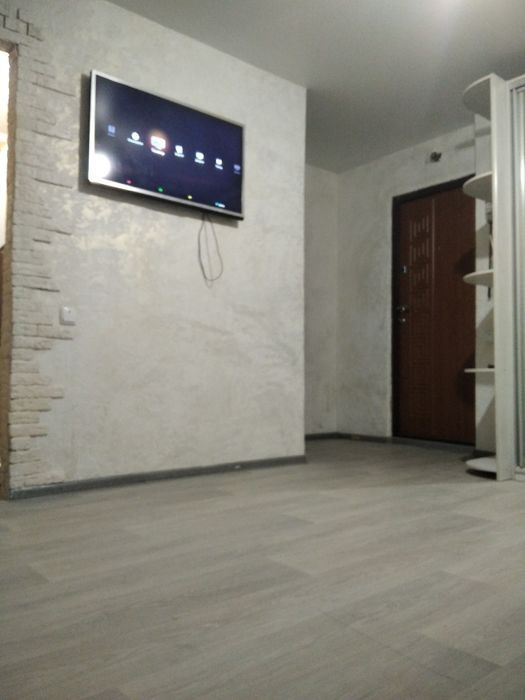 Квартира в центрі міста(вул.Богунська) добово/погодинно.