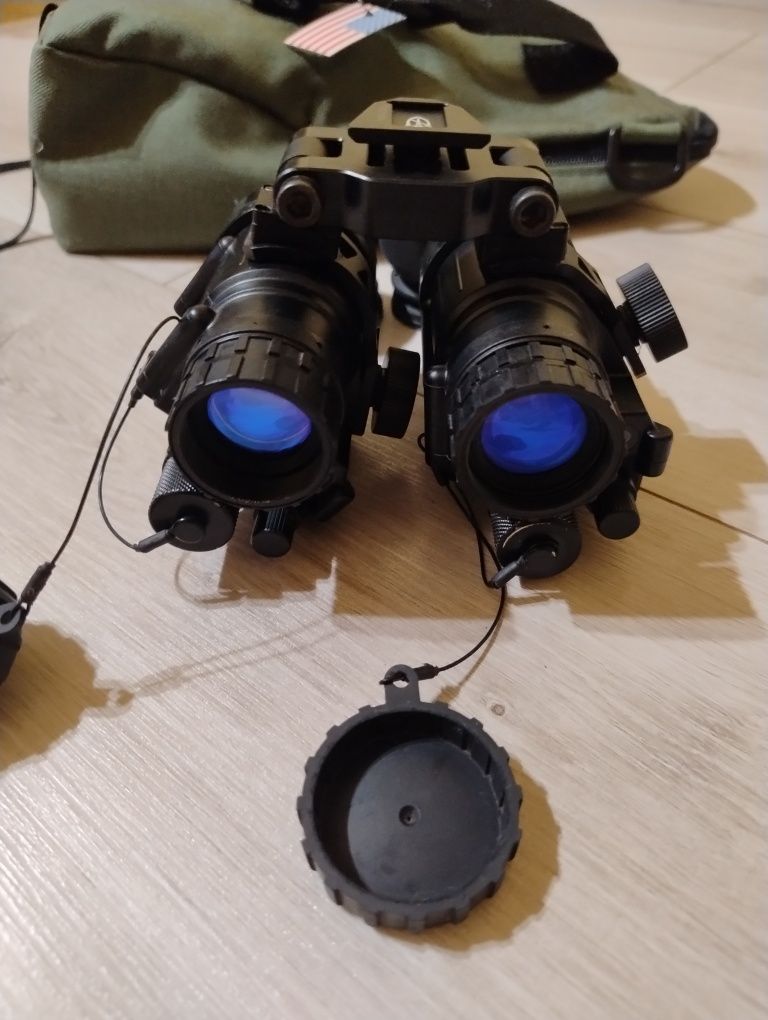 Бінокуляр pvs-14 білий спарка