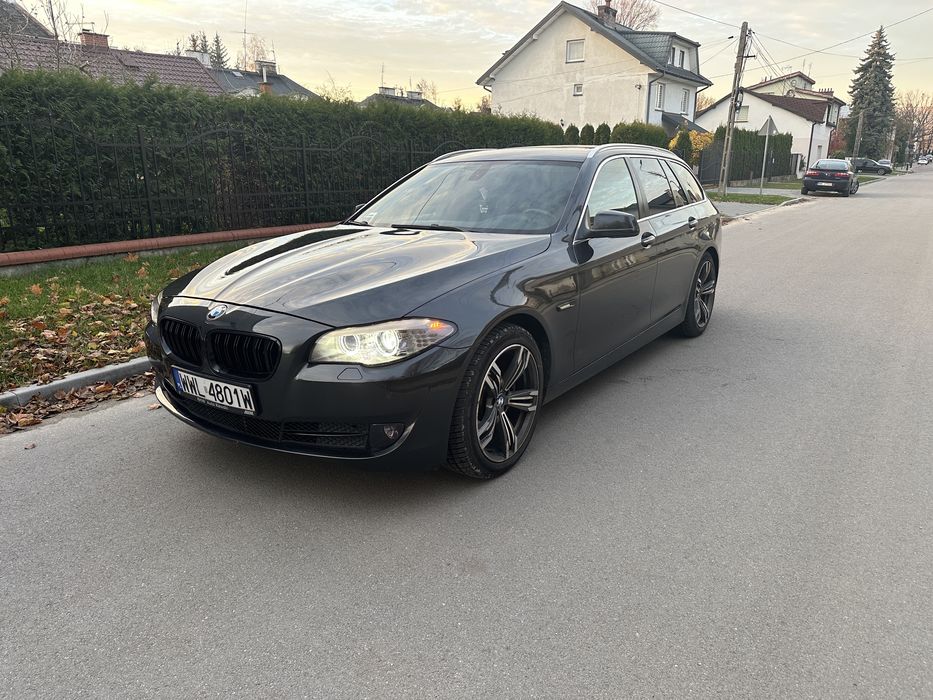 BMW 520 F11, zadbana, dlugie oplaty. Bogate wyposazenie, skory.