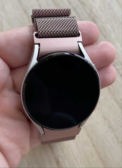 Pack Galaxy Watch 4 Silver (40mm) - Como Novo + Ofertas