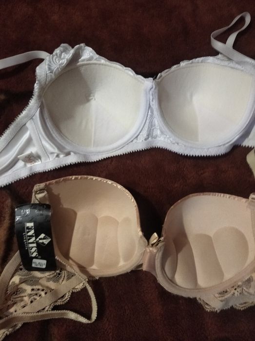 Продам бюстгальтер .