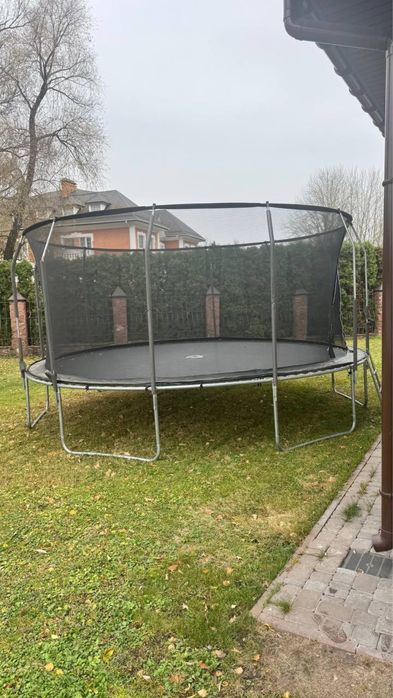 Батут з сіткою 5 метрів